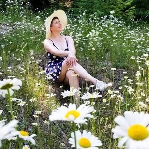 Meet your Posher, Tina